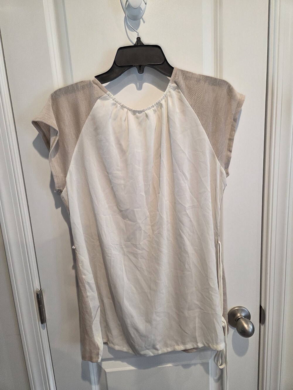 NWT Cream Color Lightweight Maternity Shirt - Picture 3 of 6